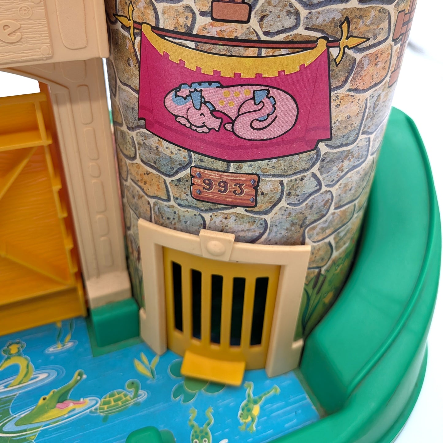 Castle 993 Classic Edition Playset - Fisher Price Little People
