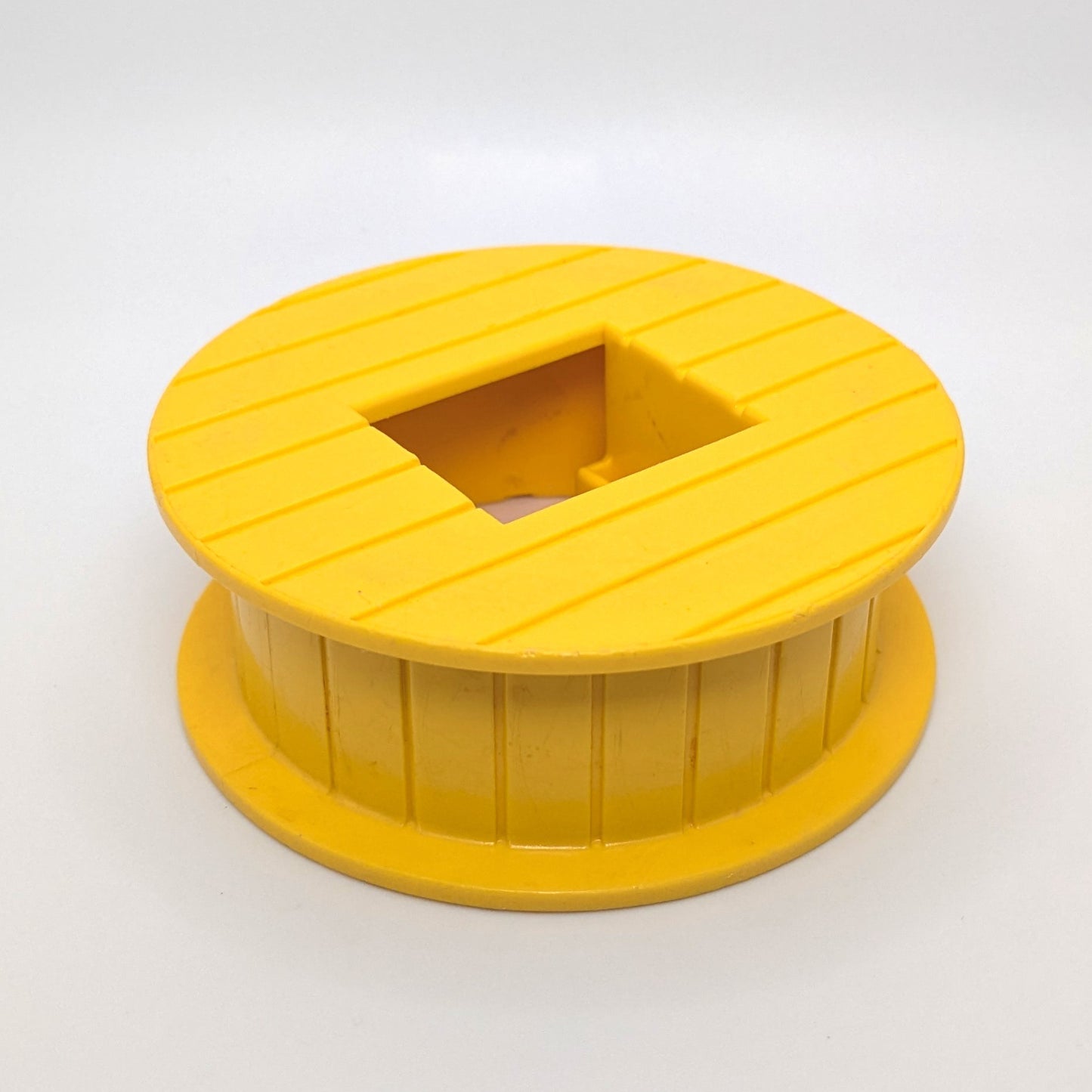 Cable Spool Yellow - Fisher Price Little People