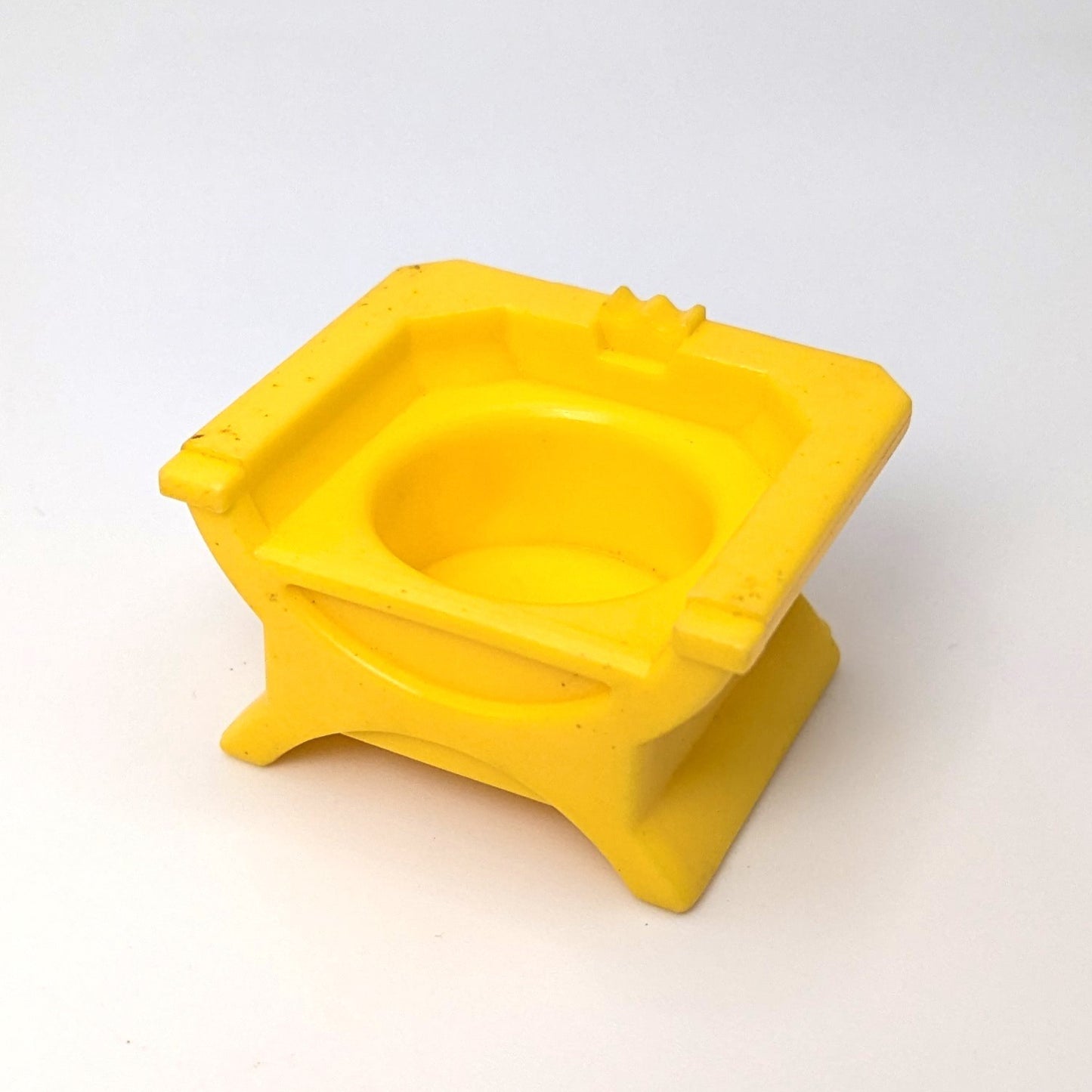 Throne Chair Short Yellow - Fisher Price Little People