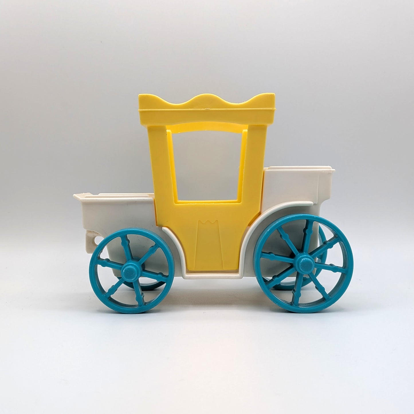 Royal Carriage White/Yellow - Fisher Price Little People