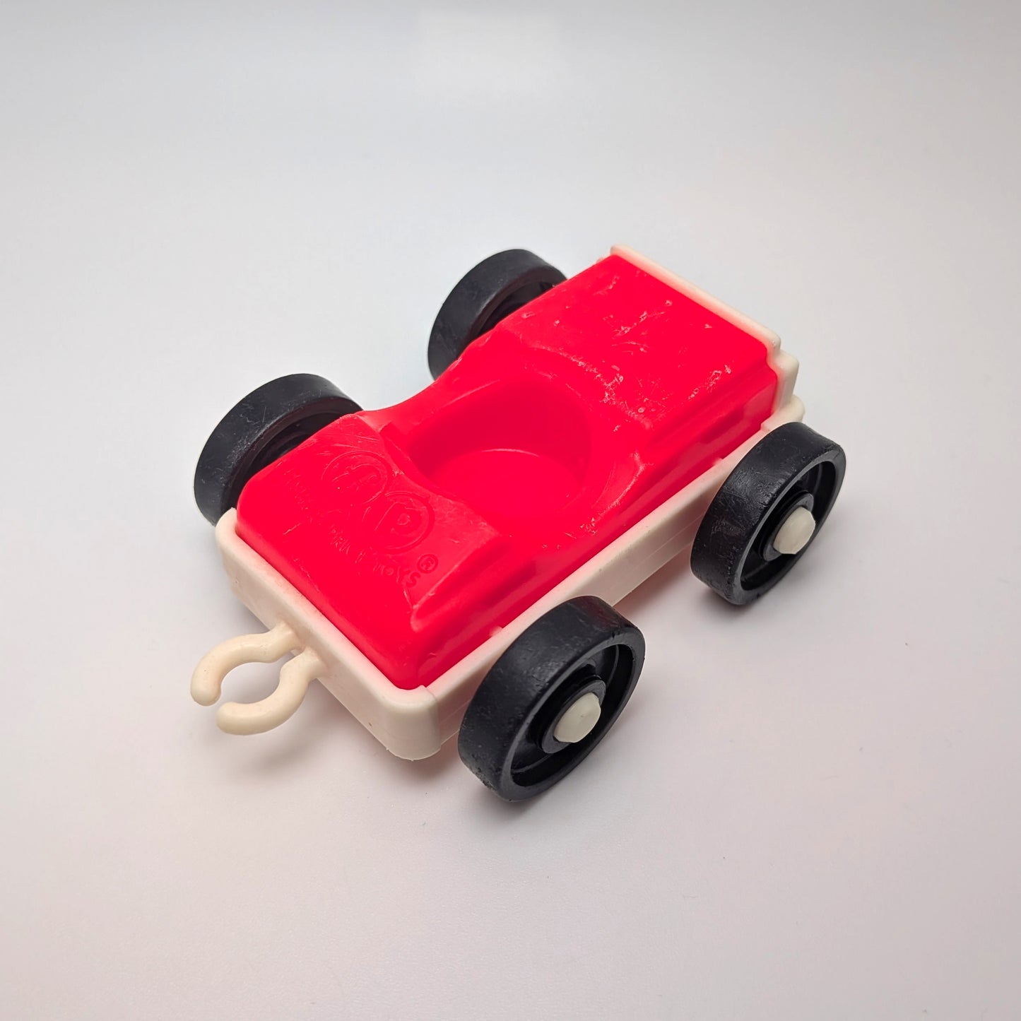 1-Seat Car Red/White with Hitch - Fisher Price Little People