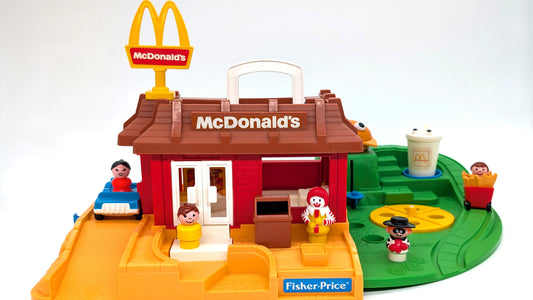 What Pieces Came with the McDonald's Restaurant #2552 Fisher Price Set?