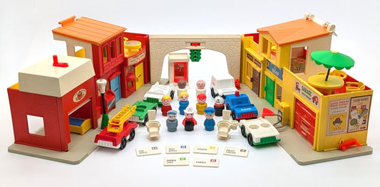 What Pieces Came with the Village #997 Fisher-Price Set?