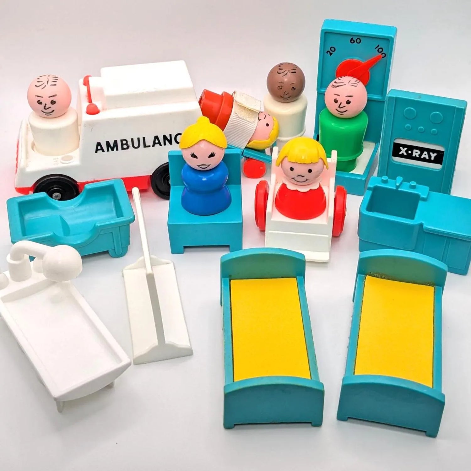 Children's Hospital #931 Playset