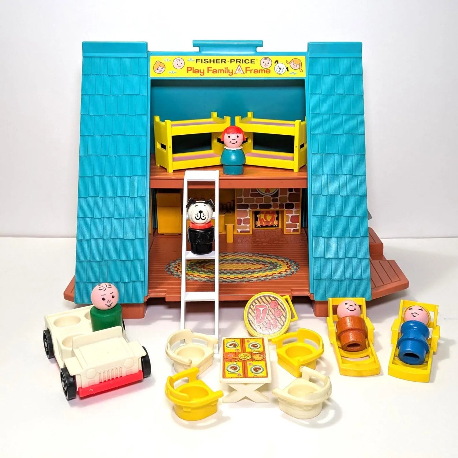 A-Frame House #990 Playset