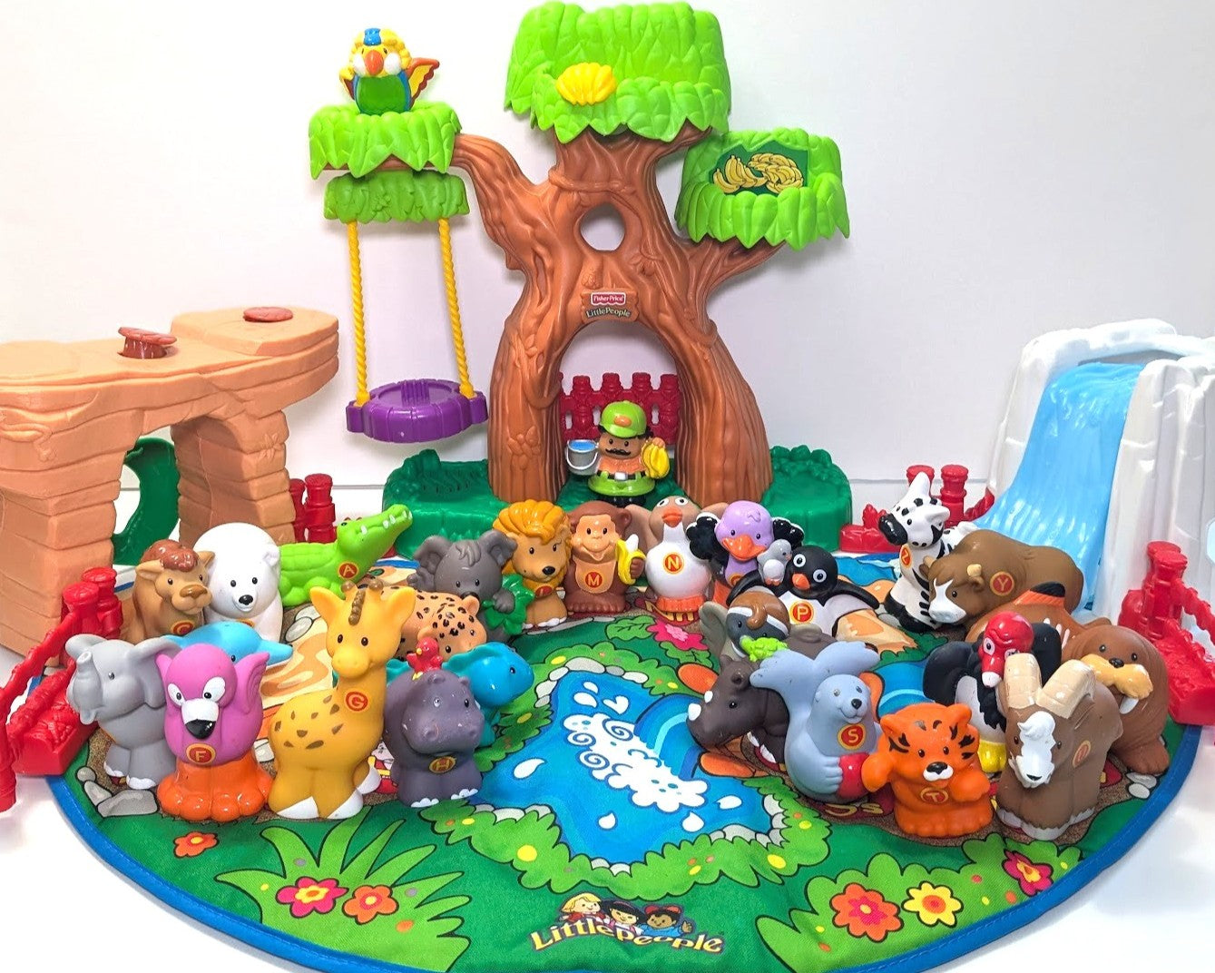 A to Z Learning Zoo #J0134 Playset