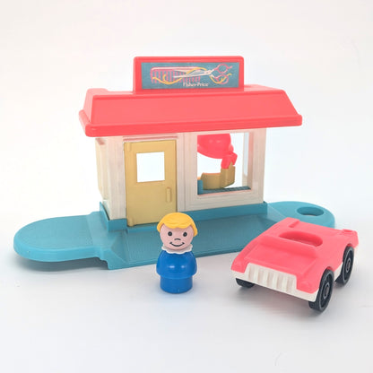 Beauty Salon 2453 Playset - Fisher Price Little People
