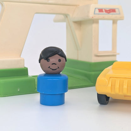 Drive-In Movie Theater 2454 Playset - Fisher Price Little People