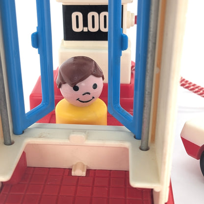 Drive-Up Gas Station 2455 Playset - Fisher Price Little People