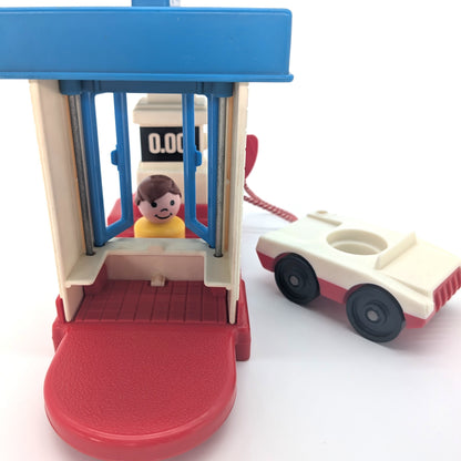 Drive-Up Gas Station 2455 Playset - Fisher Price Little People