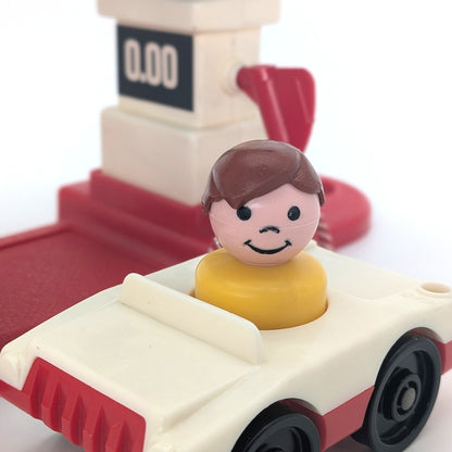 Drive-Up Gas Station 2455 Playset - Fisher Price Little People