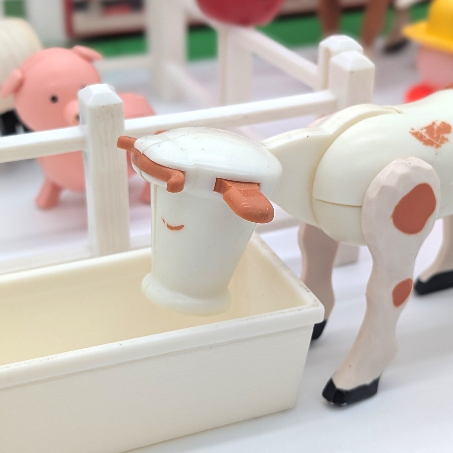 Farm 2501 Playset - Fisher Price Little People