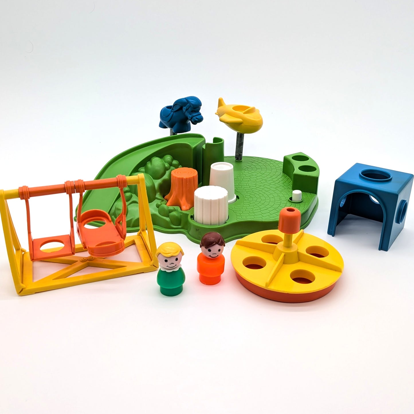 Playground 2525 Playset - Fisher Price Little People