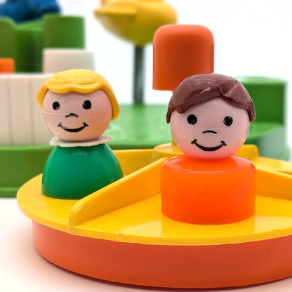 Playground 2525 Playset - Fisher Price Little People