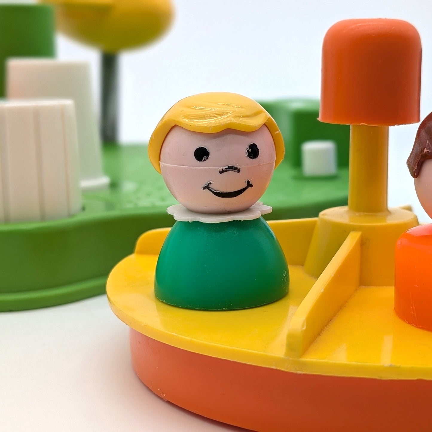 Playground 2525 Playset - Fisher Price Little People