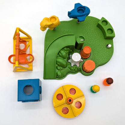 Playground 2525 Playset - Fisher Price Little People