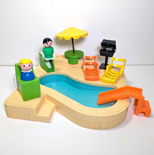 Swimming Pool 2526 Playset - Fisher Price Little People