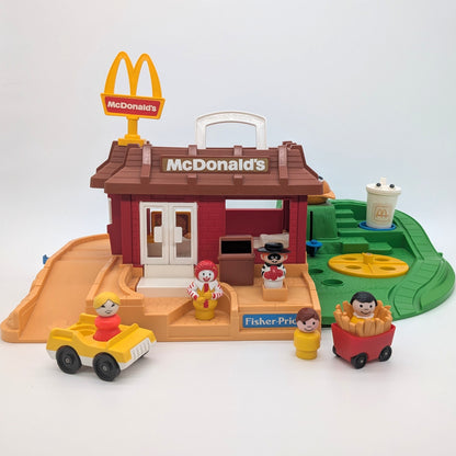 McDonald's Restaurant #2552 Playset - Fisher Price Little People