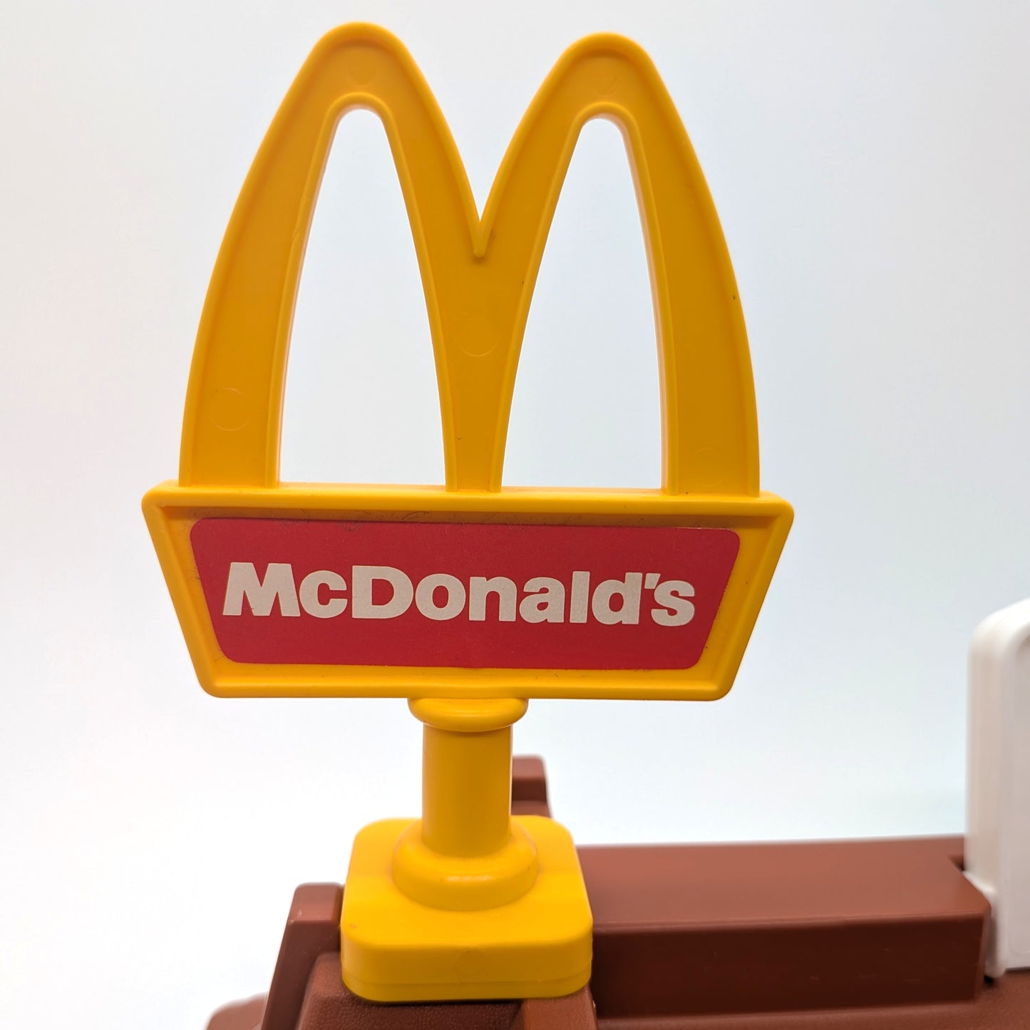 McDonald's Restaurant #2552 Playset - Fisher Price Little People