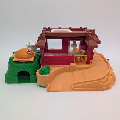 McDonald's Restaurant #2552 Playset - Fisher Price Little People