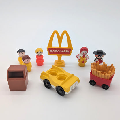 McDonald's Restaurant #2552 Playset - Fisher Price Little People