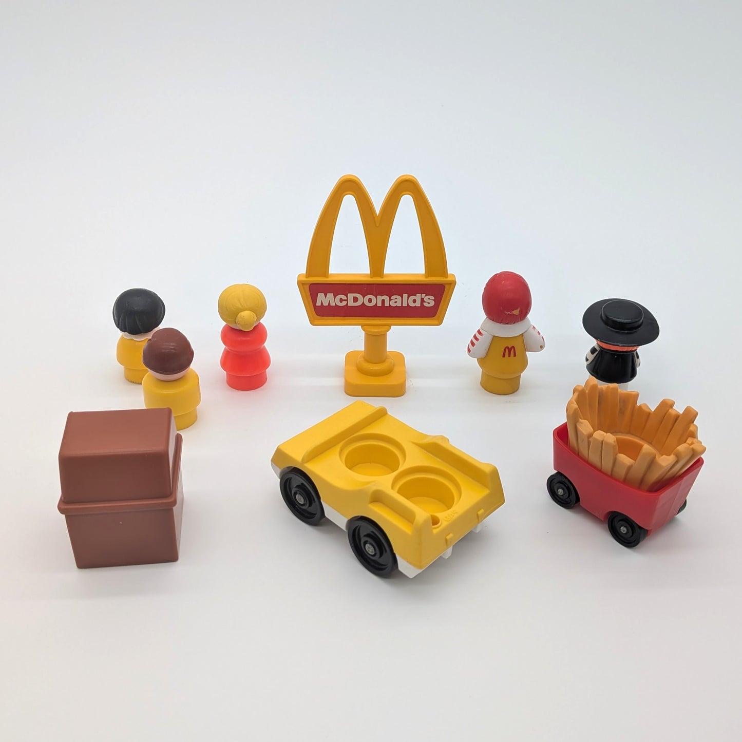 McDonald's Restaurant #2552 Playset - Fisher Price Little People