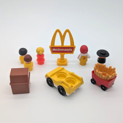 McDonald's Restaurant #2552 Playset - Fisher Price Little People