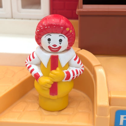 McDonald's Restaurant #2552 Playset - Fisher Price Little People