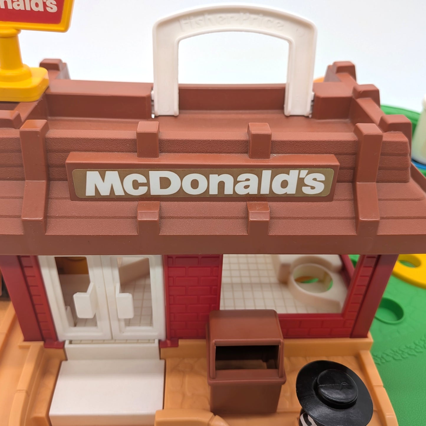 McDonald's Restaurant #2552 Playset - Fisher Price Little People