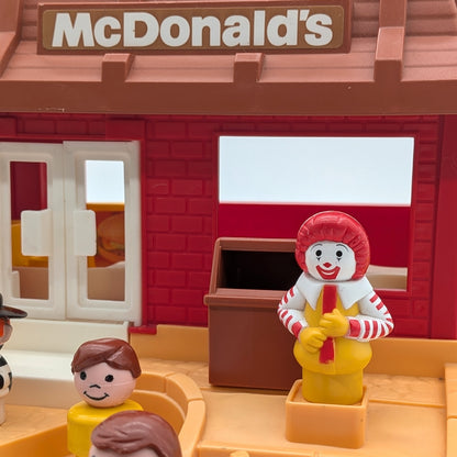 McDonald's Restaurant 2552 Playset - Fisher Price Little People