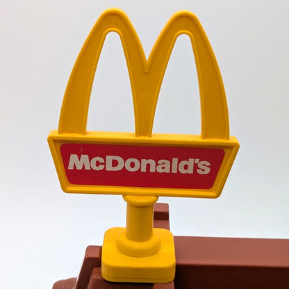 McDonald's Restaurant 2552 Playset - Fisher Price Little People