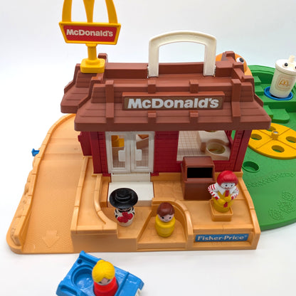 McDonald's Restaurant 2552 Playset - Fisher Price Little People