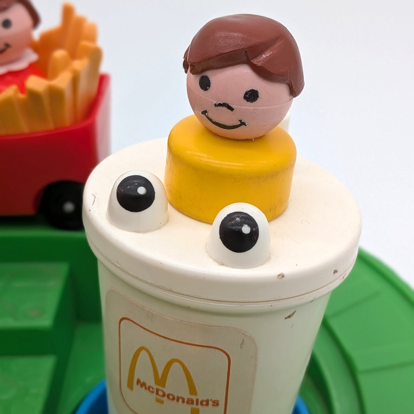 McDonald's Restaurant 2552 Playset - Fisher Price Little People