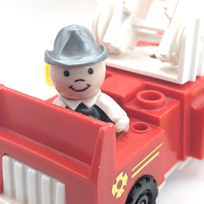 Little Trucks Fire Engine Rig 346 Playset - Fisher Price Little People
