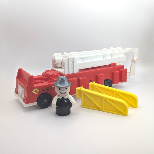 Little Trucks Fire Engine Rig 346 Playset - Fisher Price Little People