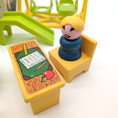 School 923 Playset - Fisher Price Little People