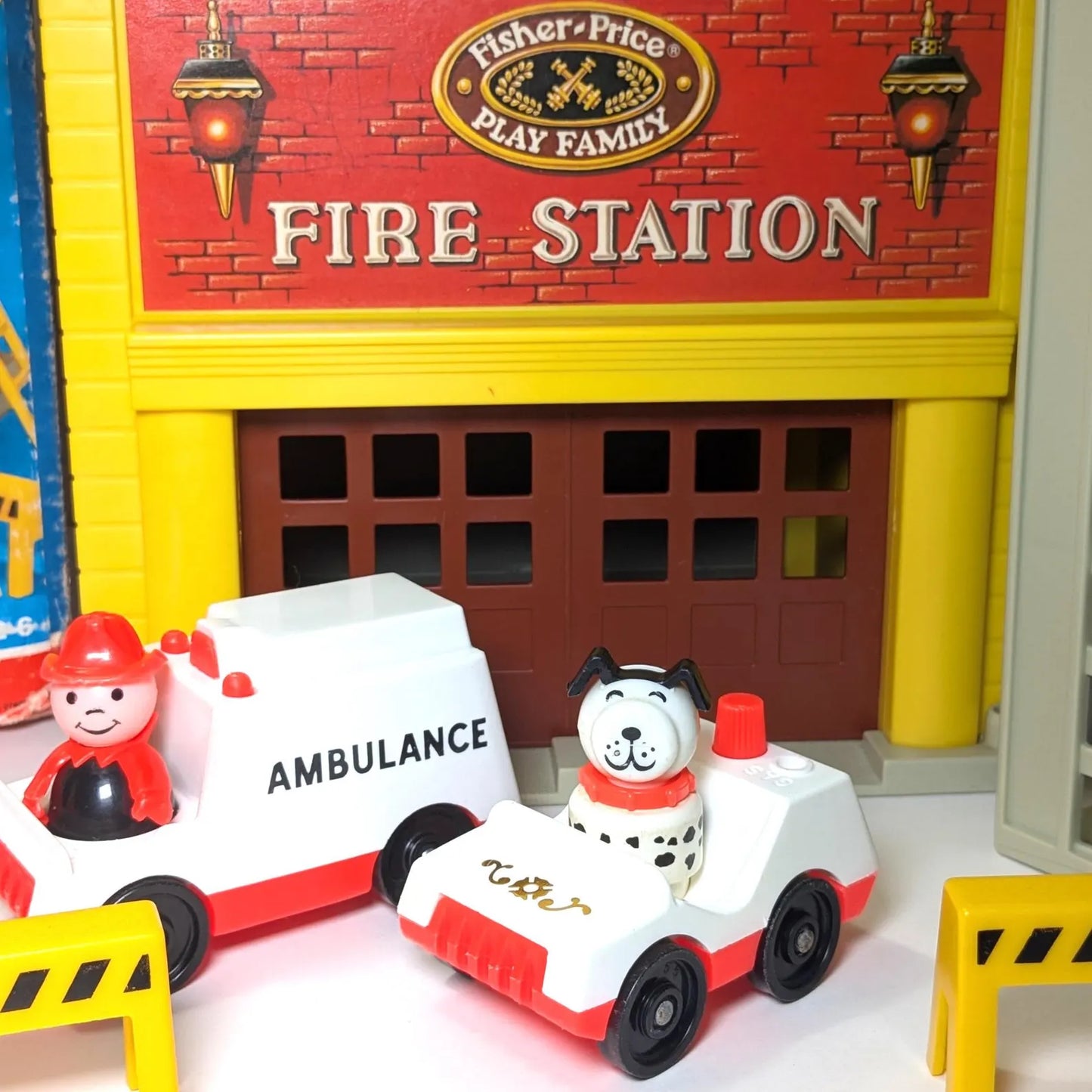 Fire Station 928 Playset - Fisher Price Little People