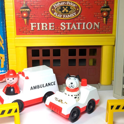 Fire Station 928 Playset - Fisher Price Little People