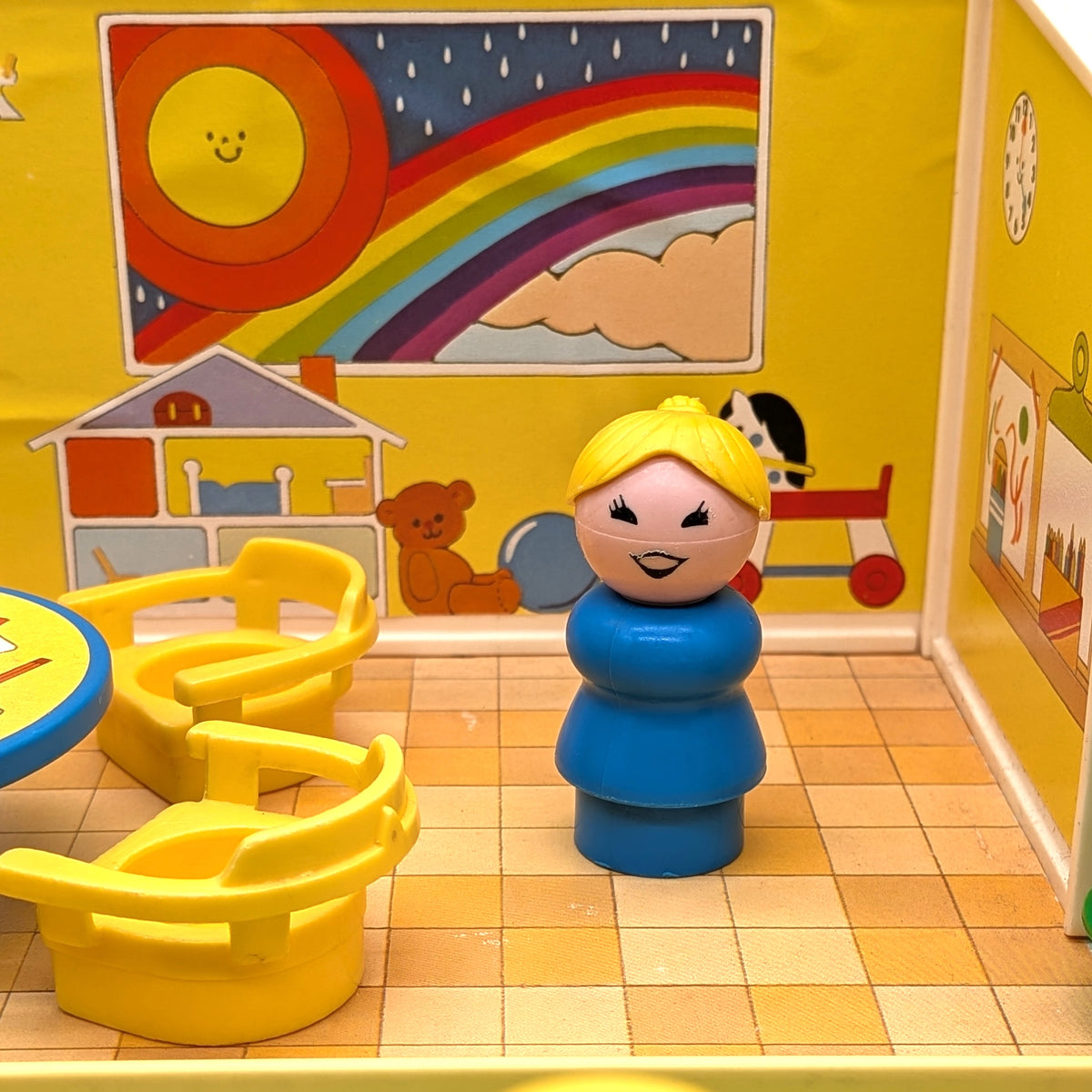 Nursery School 929 Playset - Fisher Price Little People