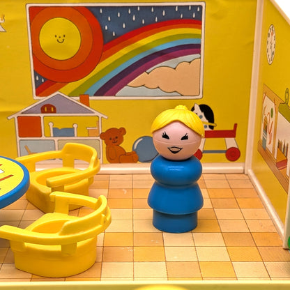 Nursery School 929 Playset - Fisher Price Little People