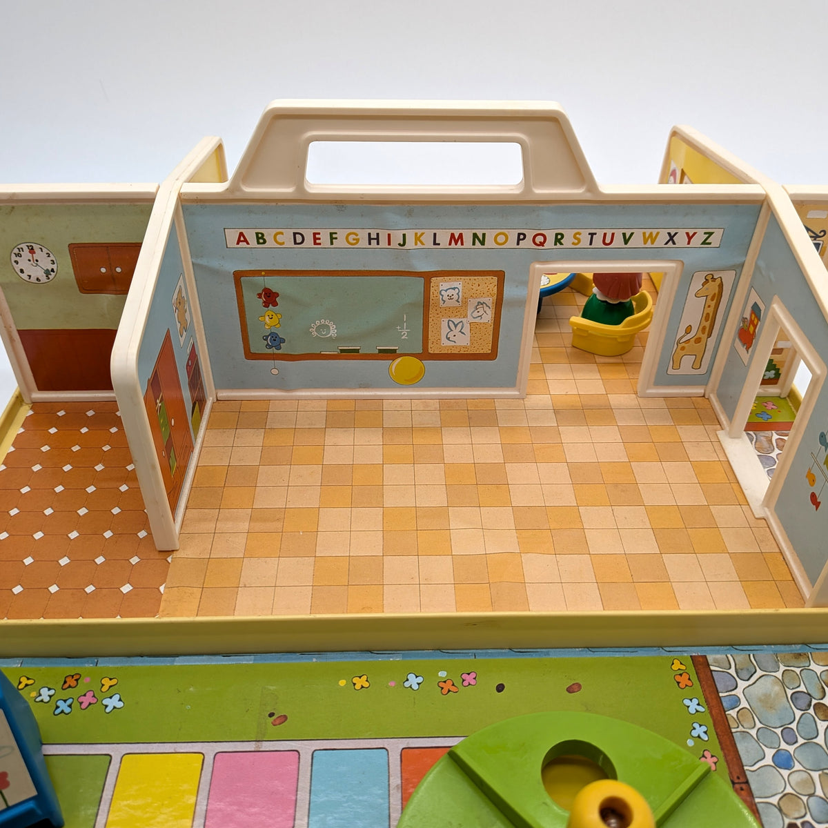 Nursery School 929 Playset - Fisher Price Little People