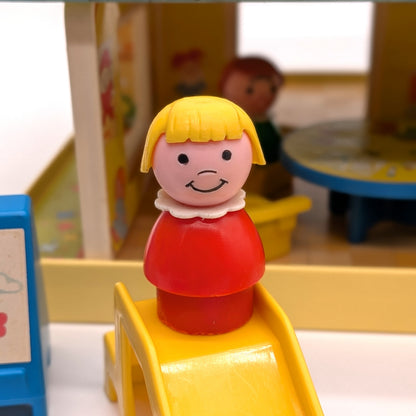 Nursery School 929 Playset - Fisher Price Little People