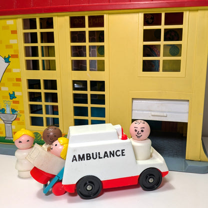 Childrens Hospital 931 Playset - Fisher Price Little People
