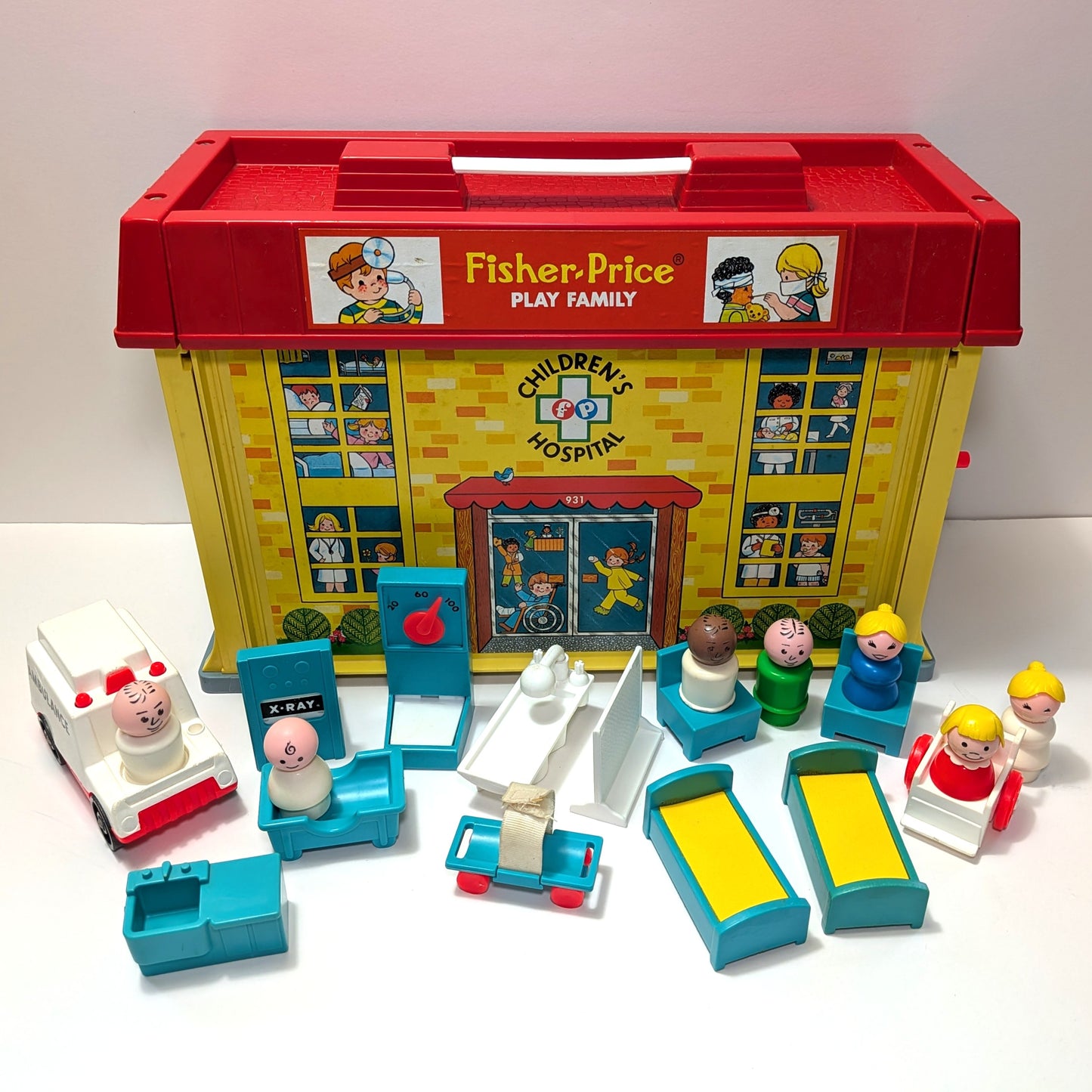 Childrens Hospital 931 Playset - Fisher Price Little People