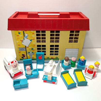 Childrens Hospital 931 Playset - Fisher Price Little People