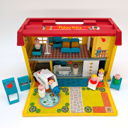 Childrens Hospital 931 Playset - Fisher Price Little People