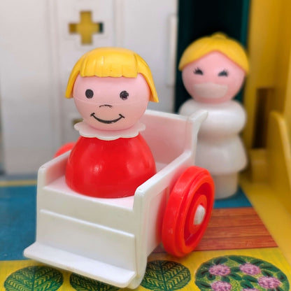 Childrens Hospital 931 Playset - Fisher Price Little People