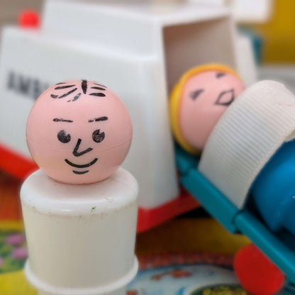 Childrens Hospital 931 Playset - Fisher Price Little People