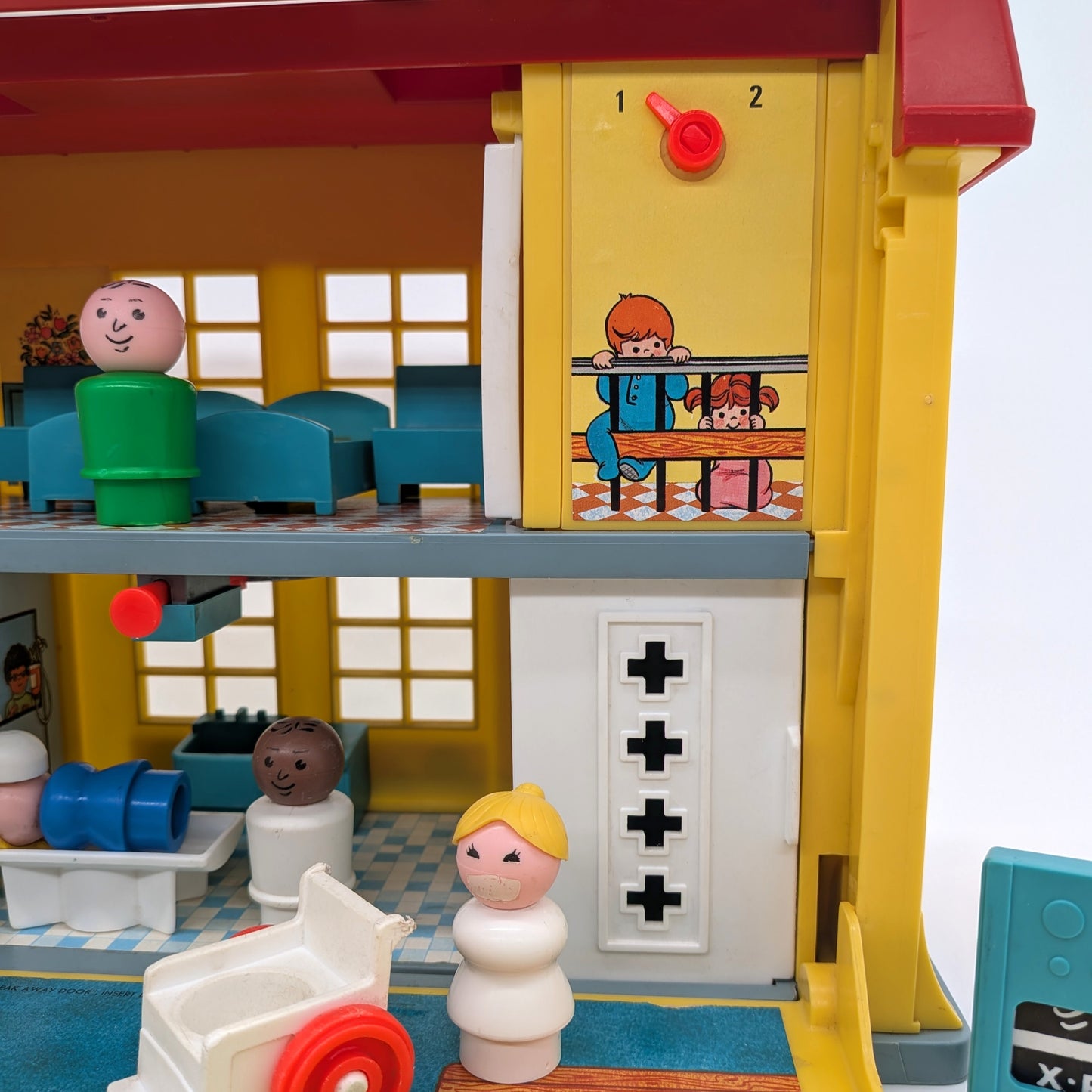 Childrens Hospital 931 Playset - Fisher Price Little People