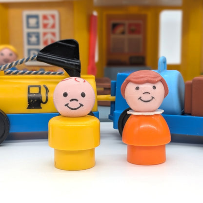 Jetport 933 Playset - Fisher Price Little People